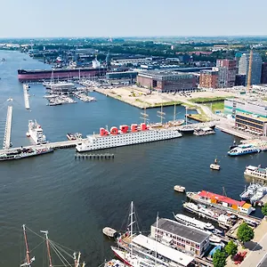 *** Hotel Botel Nederland