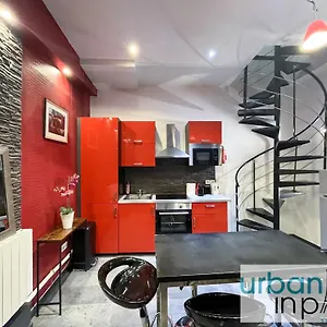 https://21-atelier-chaplin-montorgueil-apartment.fr-paris.fr